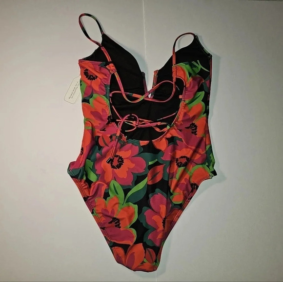 Sanctuary Swim Women's Savage Gardener Cinch One Piece Swimsuit - Picture 2 of 6